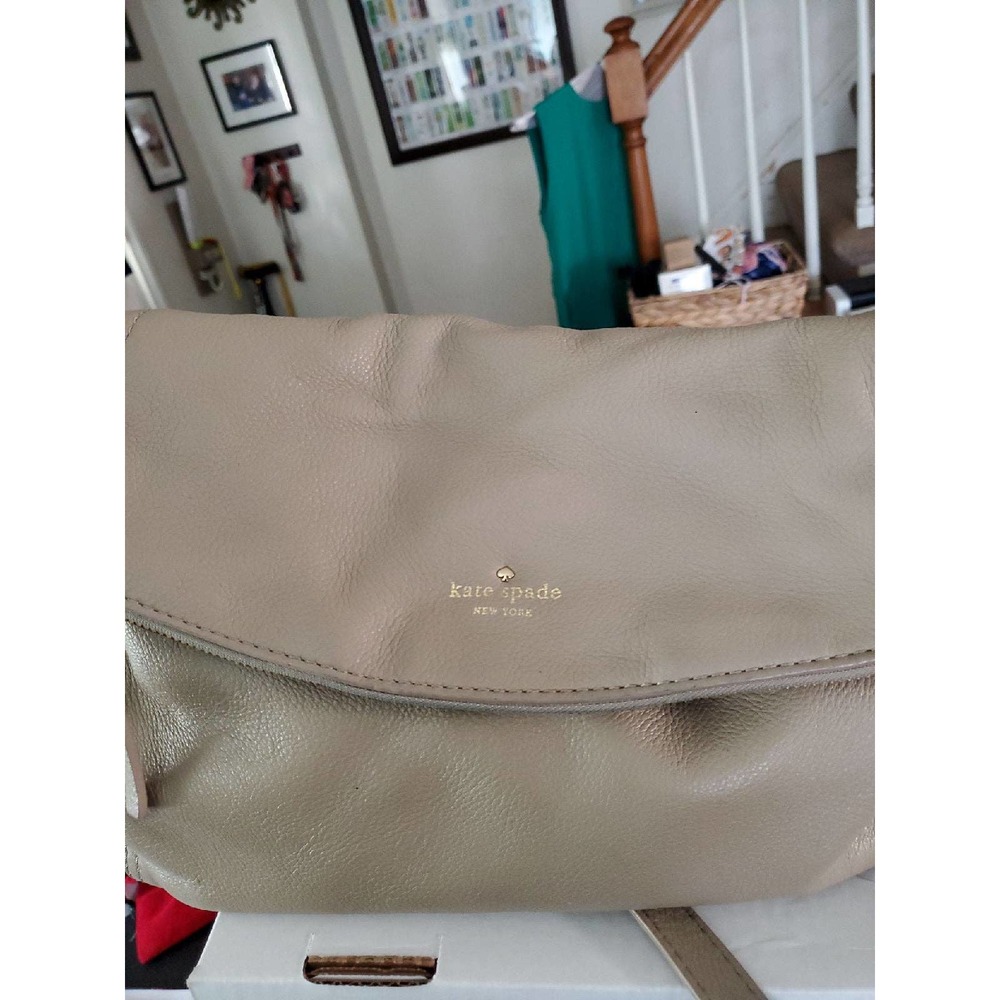 Kate Spade handbag beige with adjustable strap